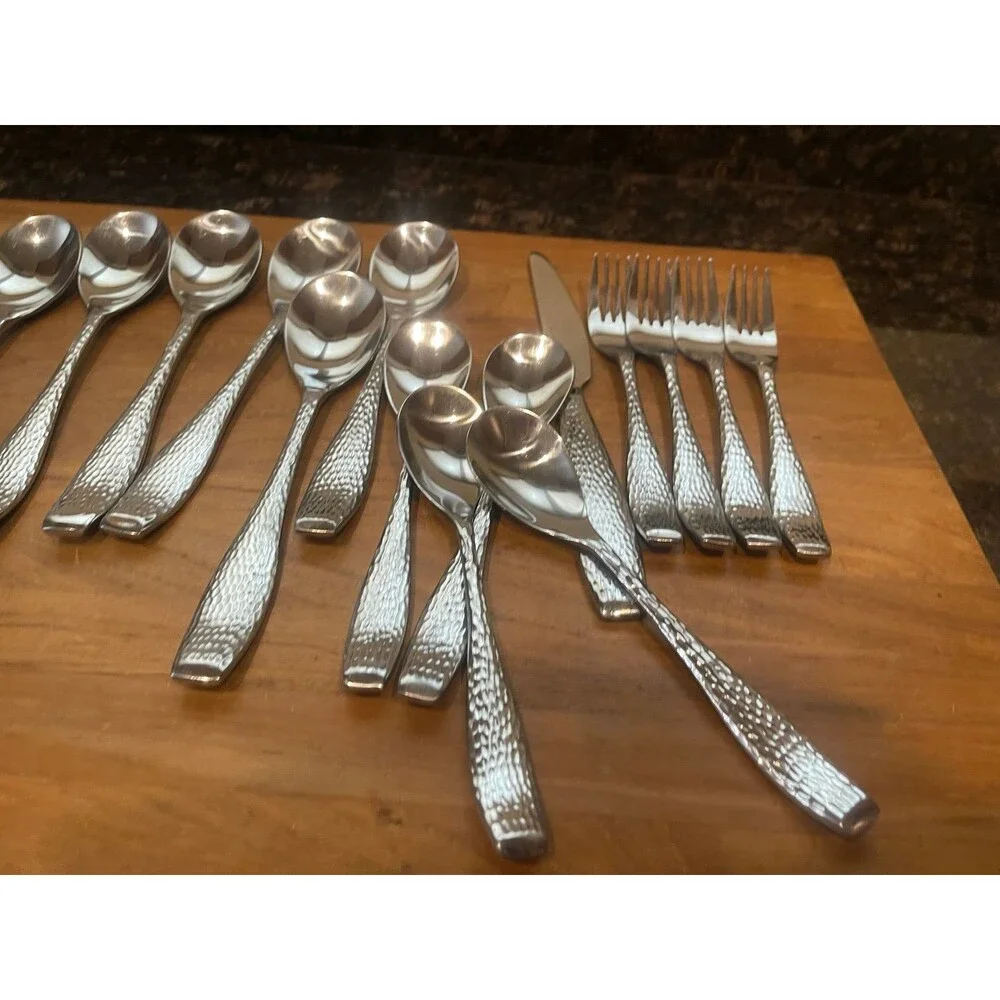 17 pc Heritage Hammered Stainless Flatware - Mixed Lot